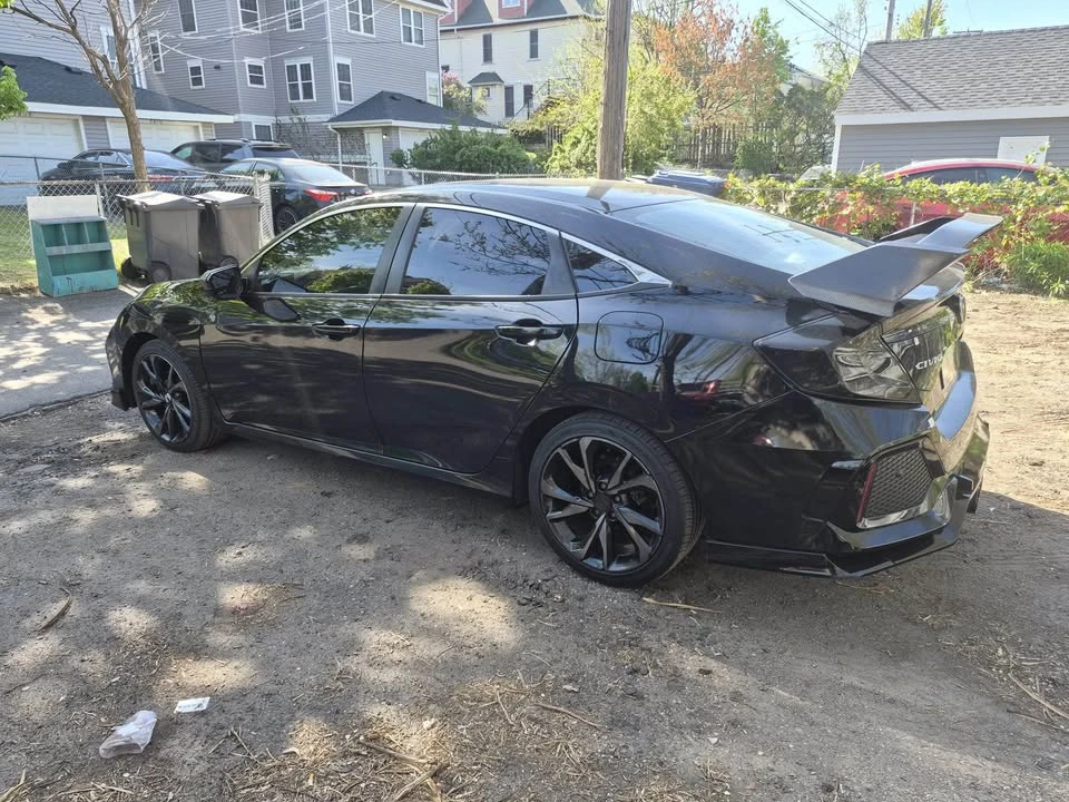2018 Honda Civic 10th Gen - Image 2 of 6
