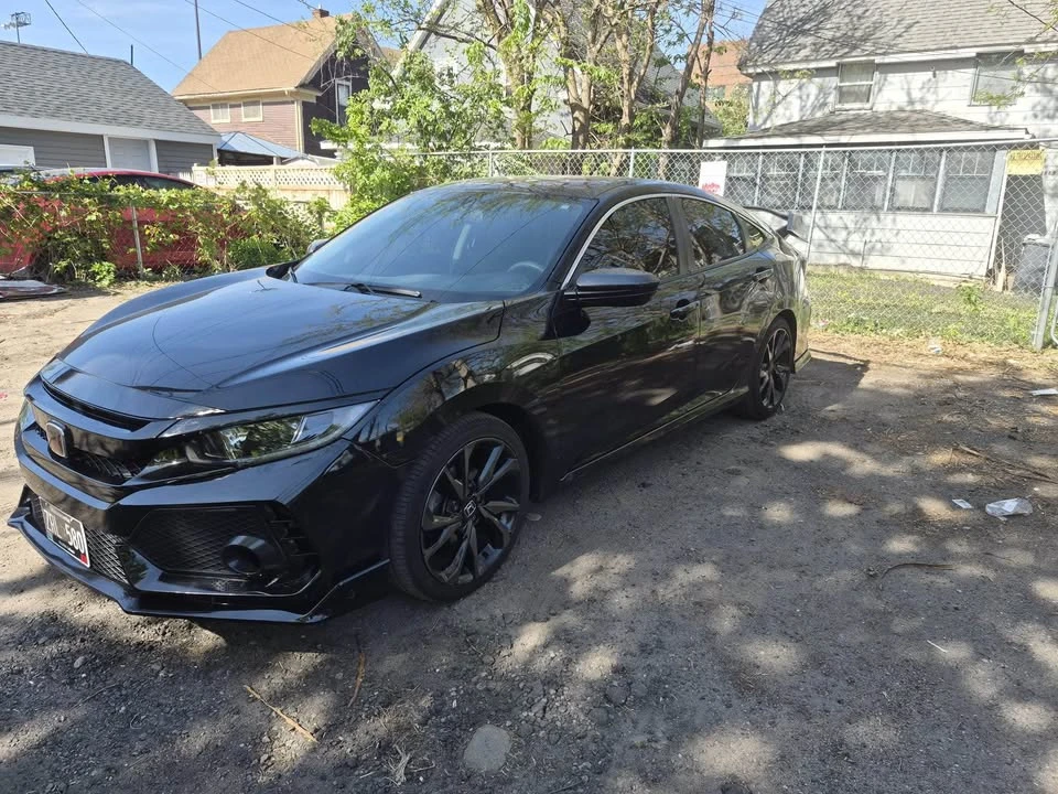 2018 Honda Civic 10th Gen - Image 5 of 6