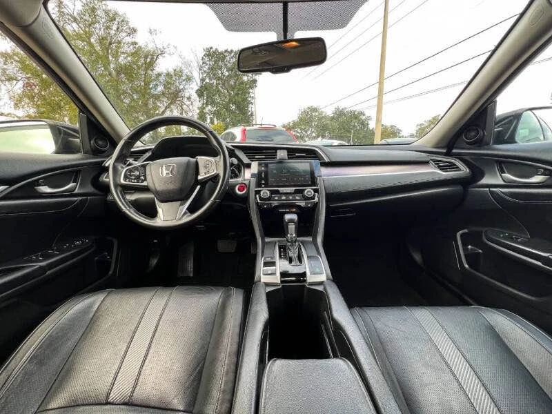2018 Honda Civic 10th Gen - Image 8 of 11