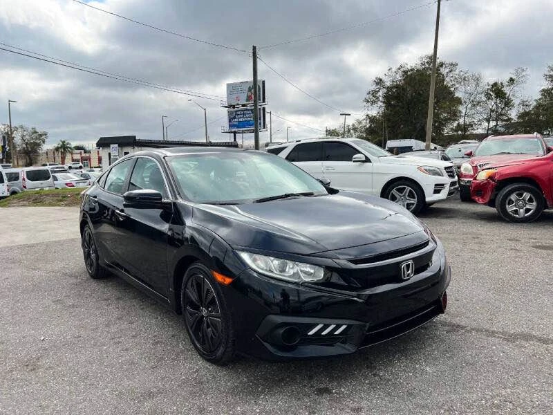 2018 Honda Civic 10th Gen - Image 3 of 11