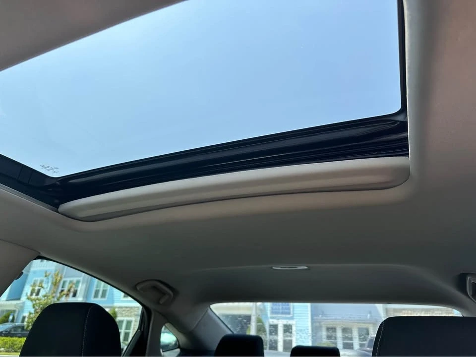 2018 Honda Civic 10th Gen - Image 5 of 10