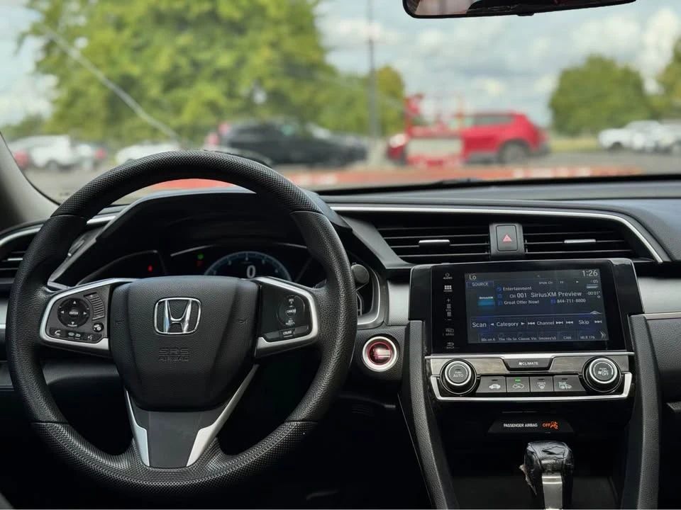 2018 Honda Civic 10th Gen - Image 12 of 20