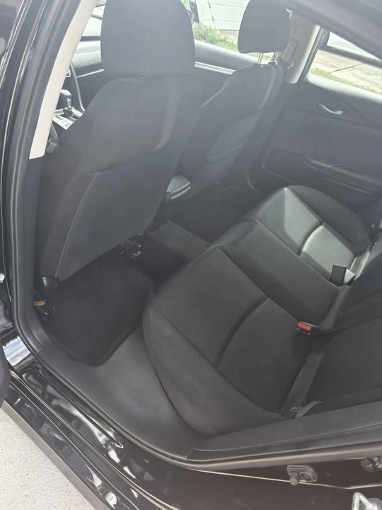 2018 Honda Civic 10th Gen - Image 4 of 12