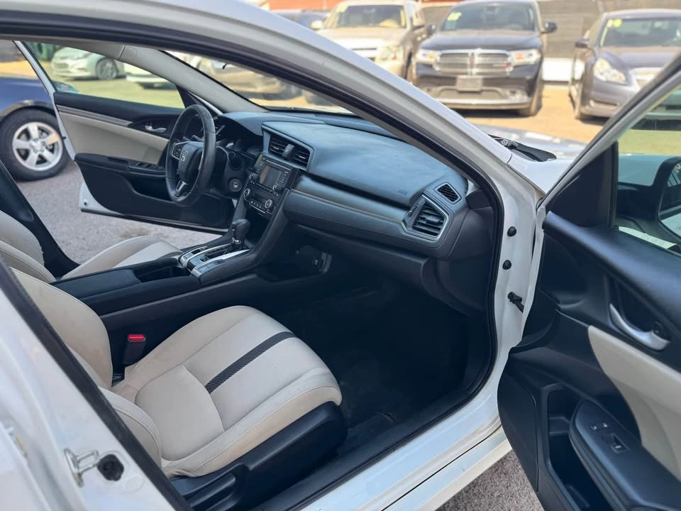 2018 Honda Civic 10th Gen - Image 6 of 9