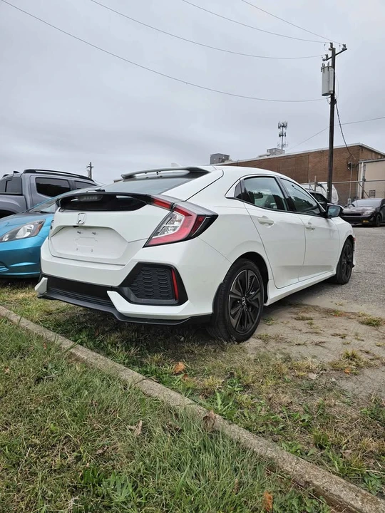 2018 Honda Civic 10th Gen - Image 4 of 16