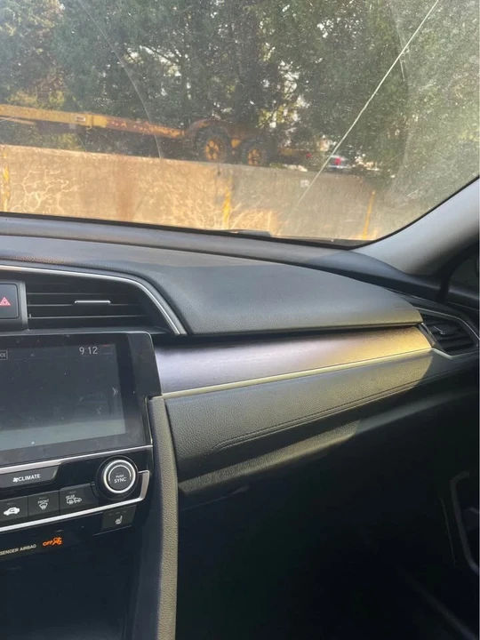 2018 Honda Civic 10th Gen - Image 15 of 20