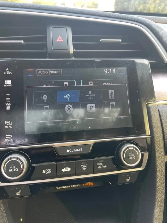 2018 Honda Civic 10th Gen - Image 19 of 20