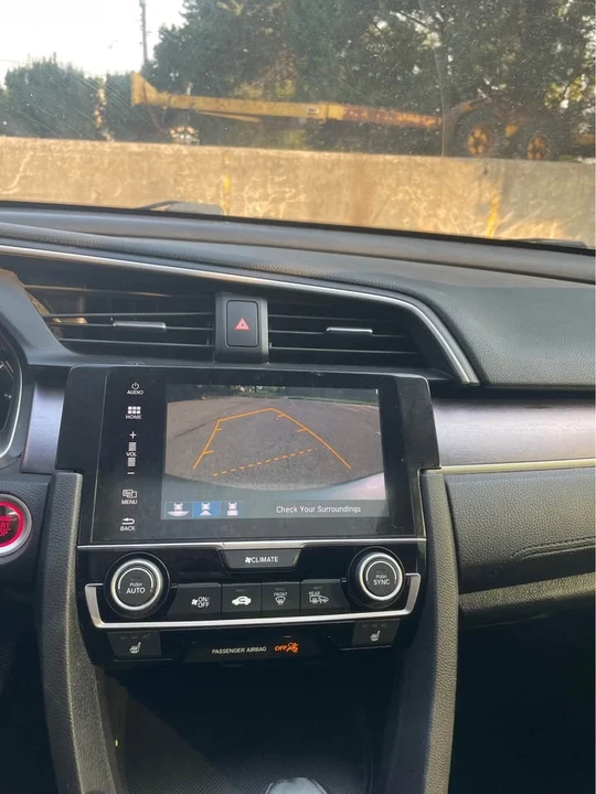 2018 Honda Civic 10th Gen - Image 13 of 20