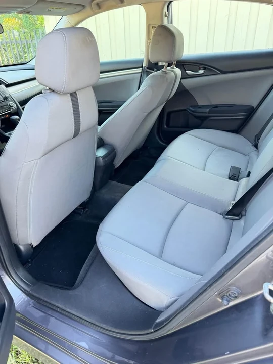 2018 Honda Civic 10th Gen - Image 15 of 20