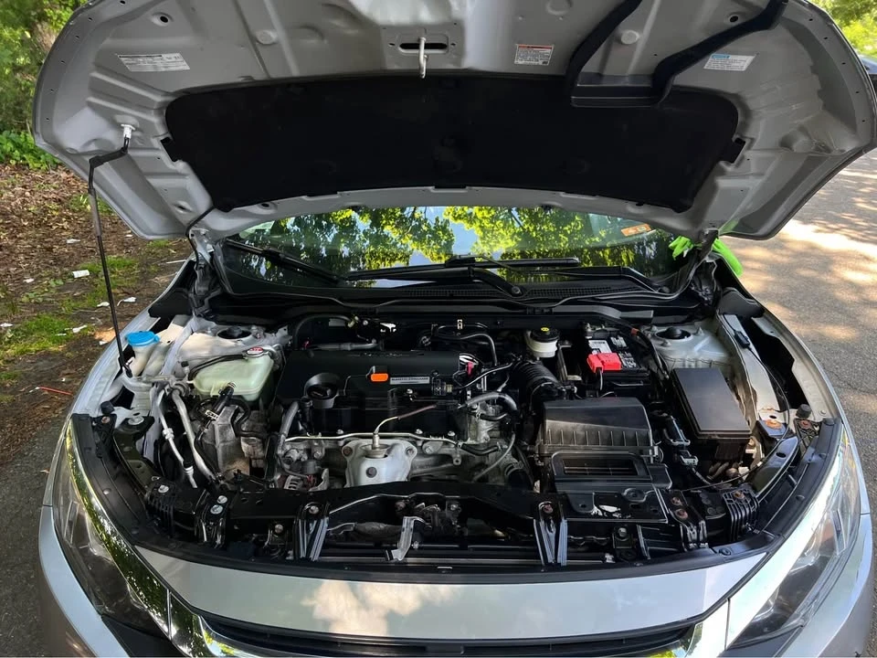 2018 Honda Civic 10th Gen - Image 16 of 17