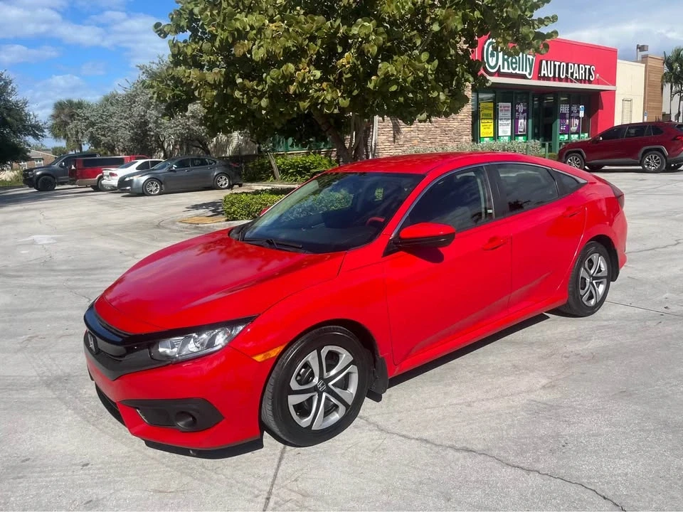 2018 Honda Civic 10th Gen - Image 11 of 13