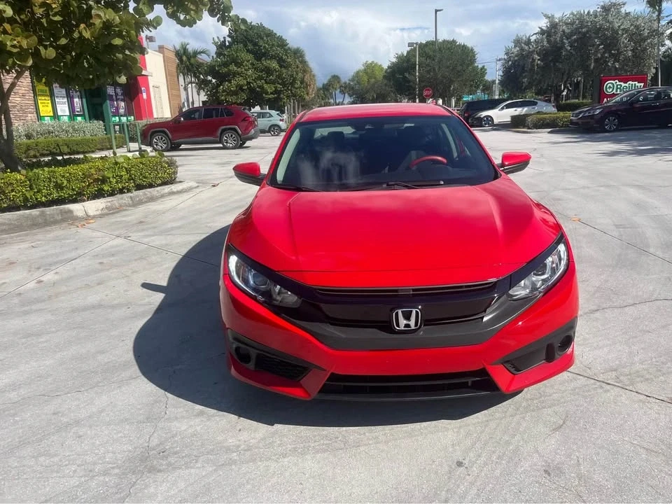 2018 Honda Civic 10th Gen - Image 2 of 9