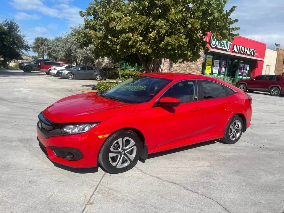2018 Honda Civic 10th Gen - Image 7 of 13