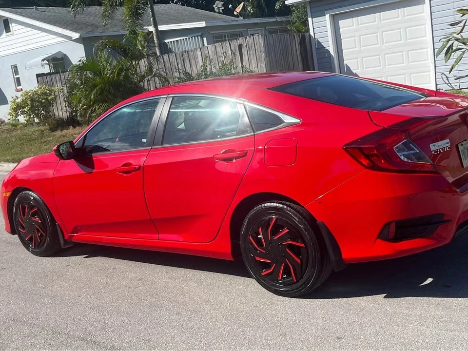 2018 Honda Civic 10th Gen - Image 4 of 14
