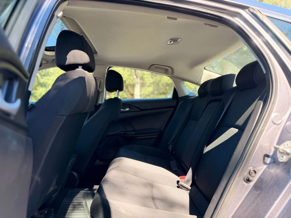 2018 Honda Civic 10th Gen - Image 7 of 11