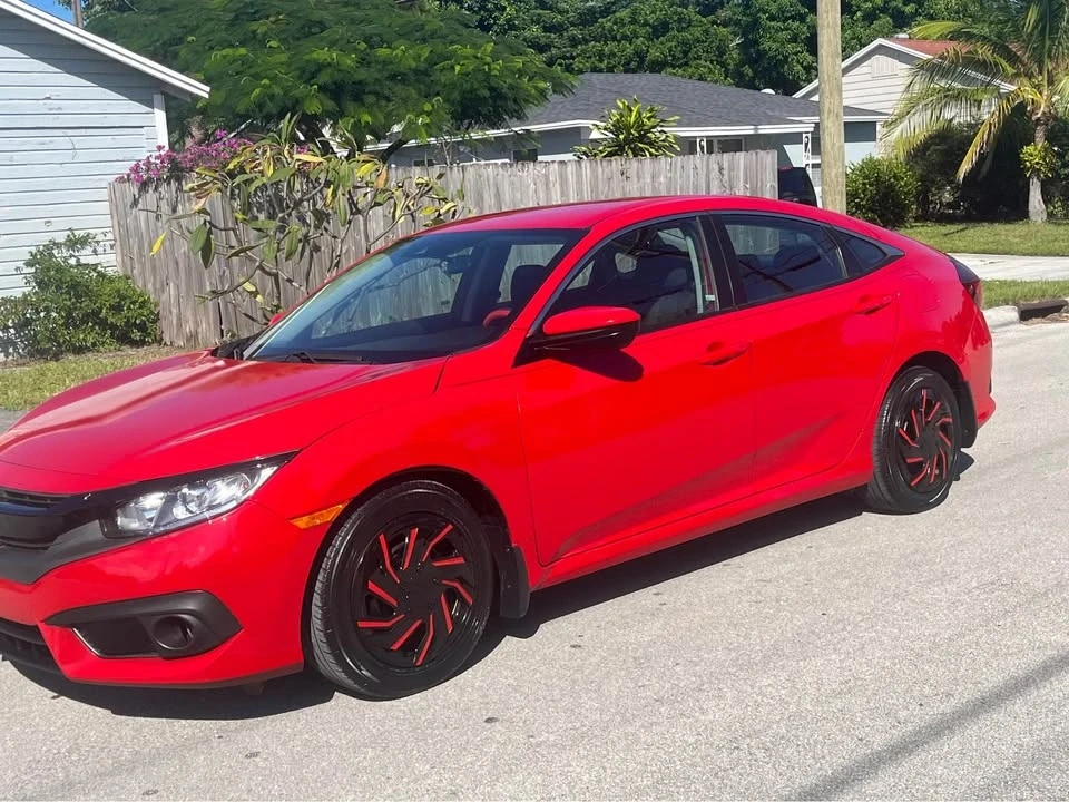 2018 Honda Civic 10th Gen - Image 12 of 14