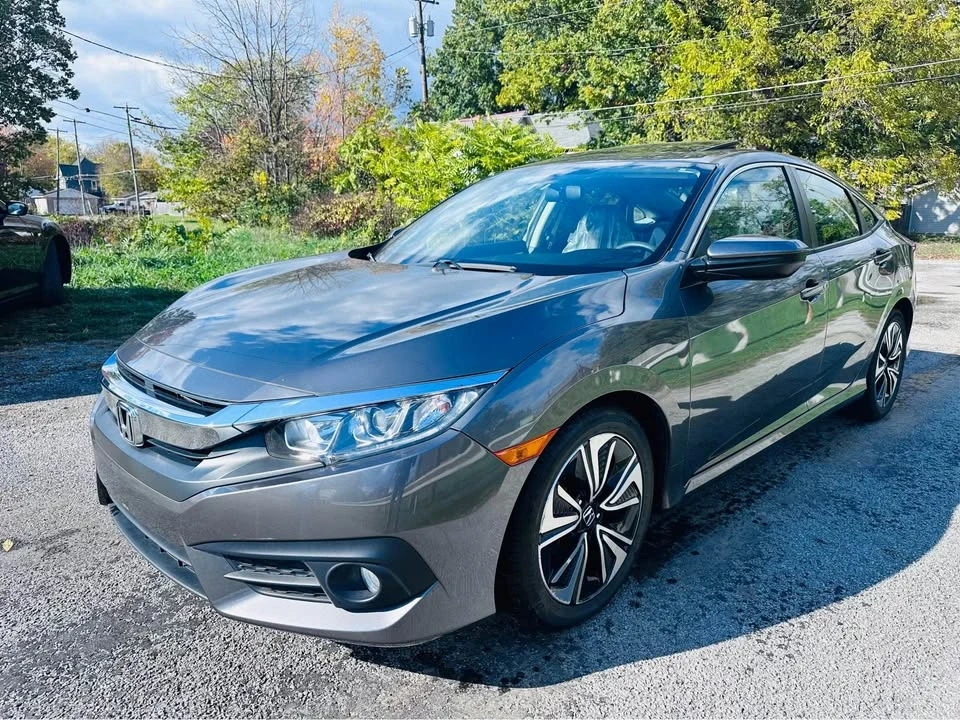 2018 Honda Civic 10th Gen - Image 2 of 7