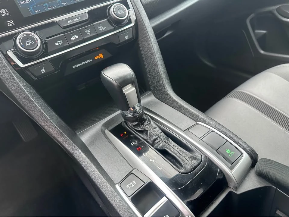 2018 Honda Civic 10th Gen - Image 9 of 13