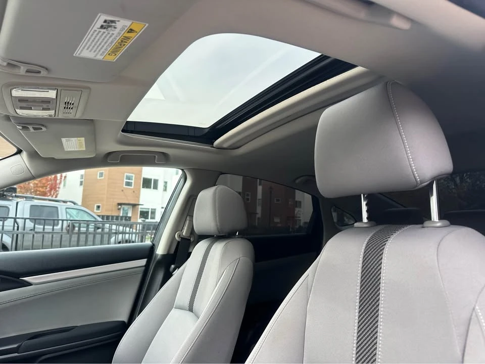 2018 Honda Civic 10th Gen - Image 5 of 13