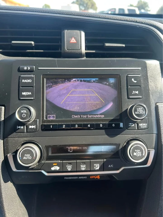 2018 Honda Civic 10th Gen - Image 14 of 16