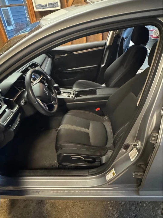 2018 Honda Civic 10th Gen - Image 9 of 10