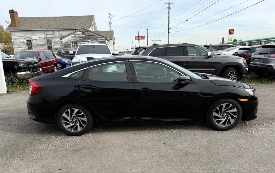 2018 Honda Civic 10th Gen - Image 6 of 16