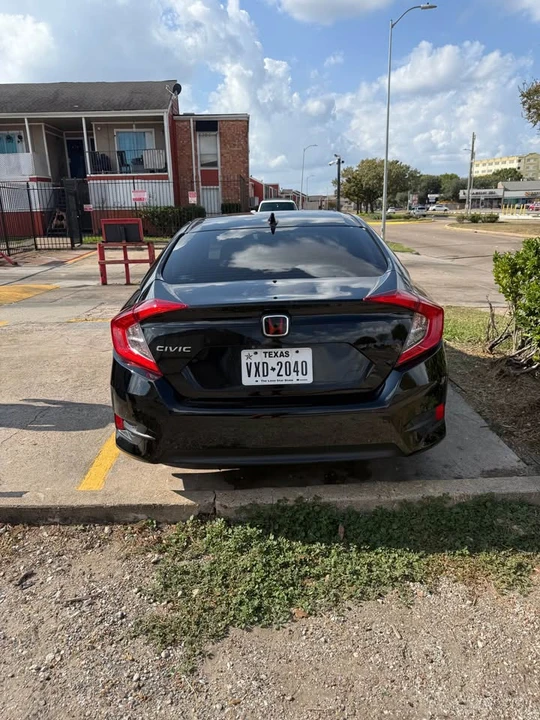 2018 Honda Civic 10th Gen - Image 4 of 5