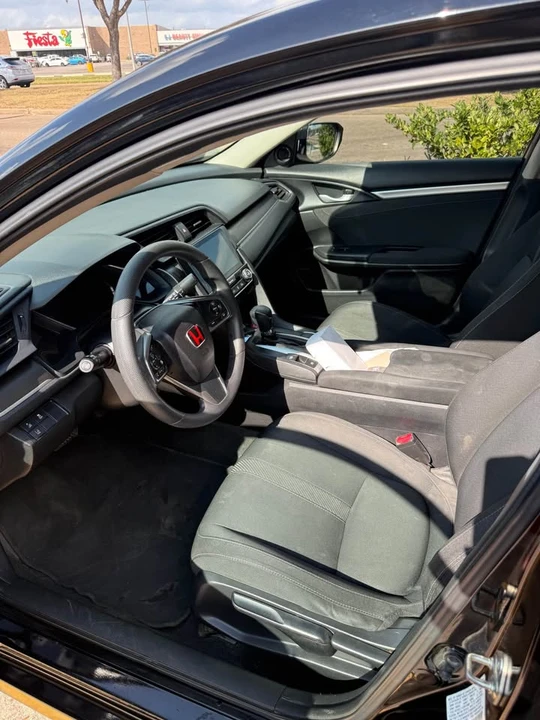 2018 Honda Civic 10th Gen - Image 3 of 5