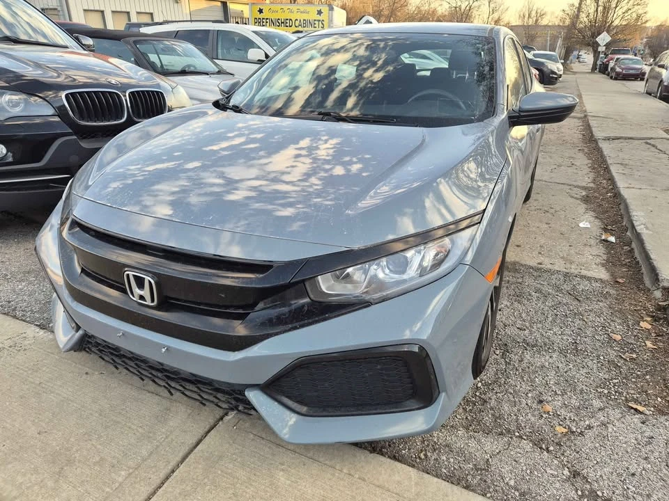 2018 Honda Civic 10th Gen - Image 11 of 13