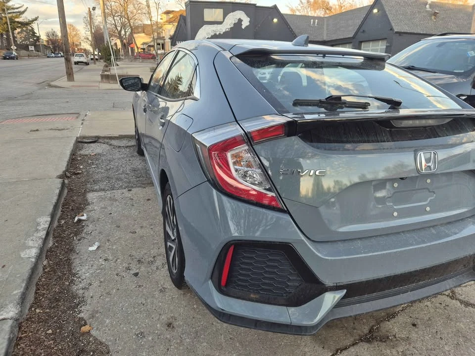 2018 Honda Civic 10th Gen - Image 3 of 13