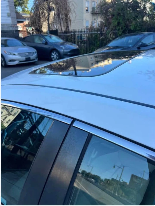 2018 Honda Civic 10th Gen - Image 9 of 11