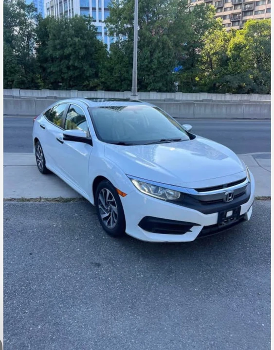 2018 Honda Civic 10th Gen - Image 3 of 11