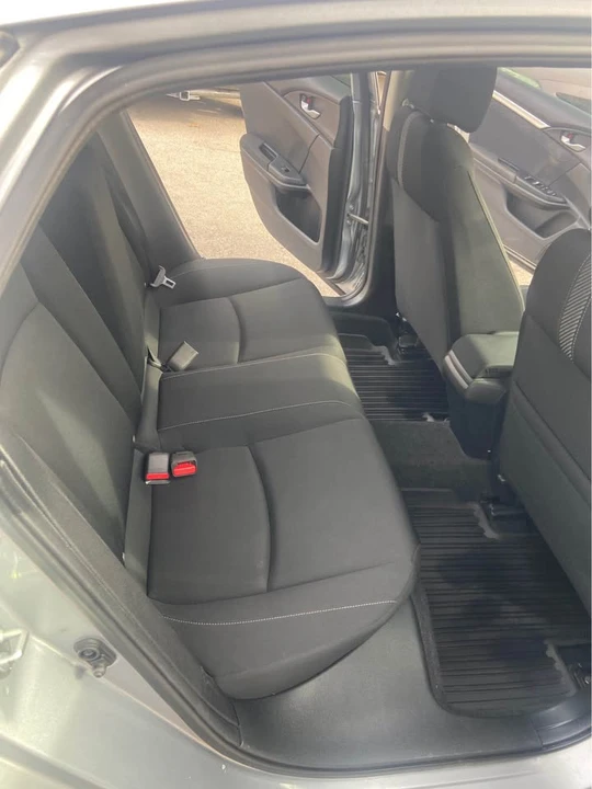 2018 Honda Civic 10th Gen - Image 18 of 19
