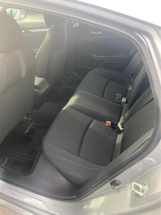 2018 Honda Civic 10th Gen - Image 16 of 19