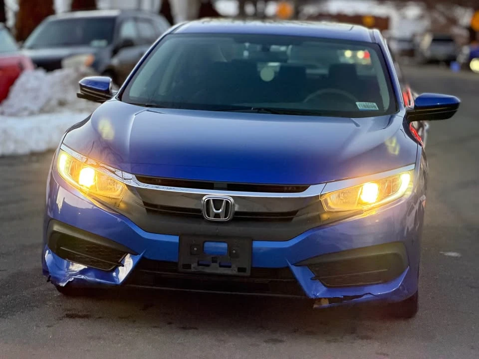 2018 Honda Civic 10th Gen - Image 2 of 18