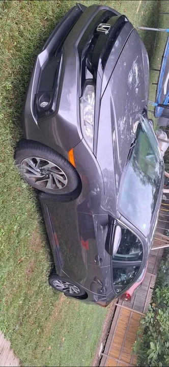 2018 Honda Civic 10th Gen - Image 10 of 12
