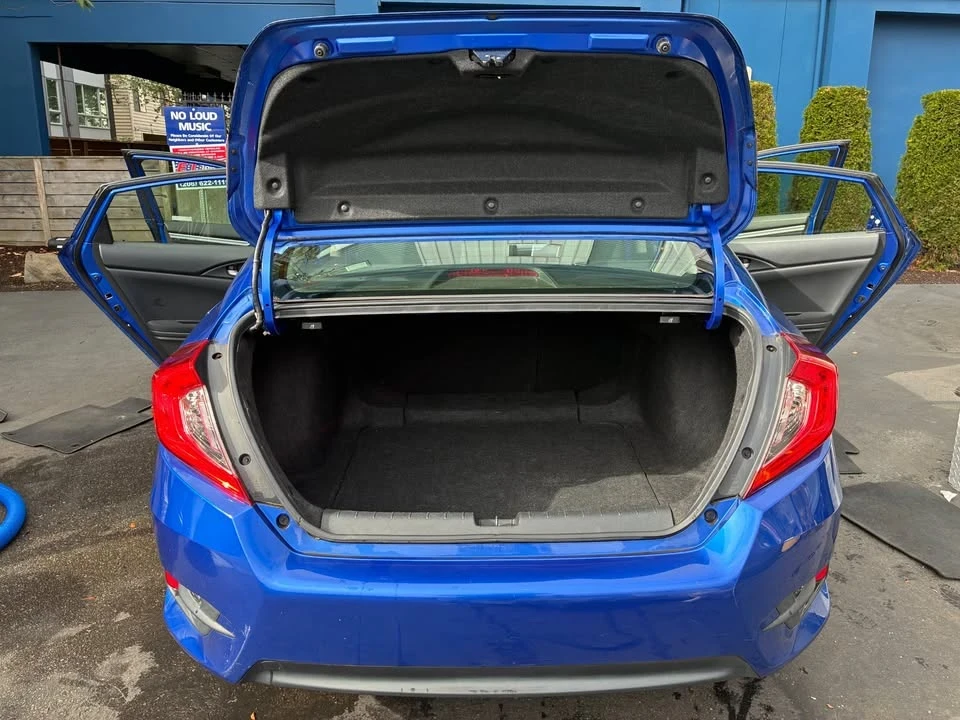 2018 Honda Civic 10th Gen - Image 5 of 8