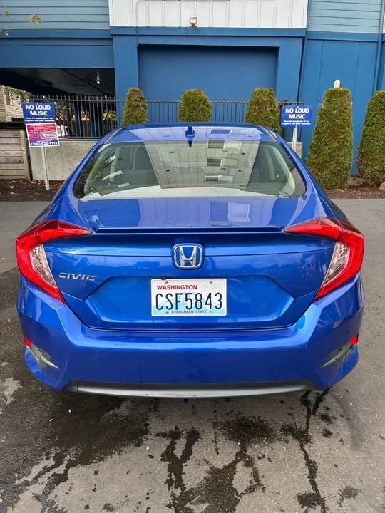 2018 Honda Civic 10th Gen - Image 3 of 8