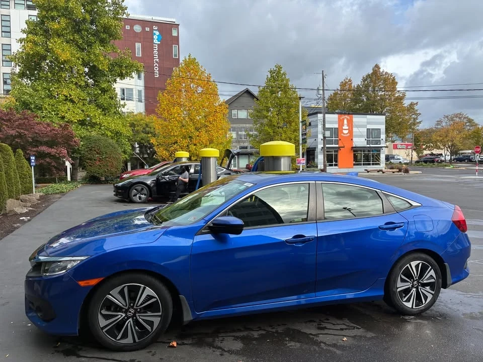 2018 Honda Civic 10th Gen - Image 4 of 8