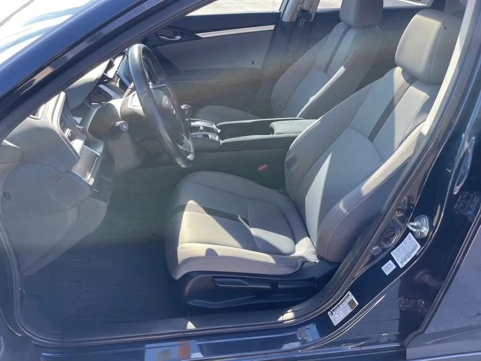2018 Honda Civic 10th Gen - Image 17 of 19