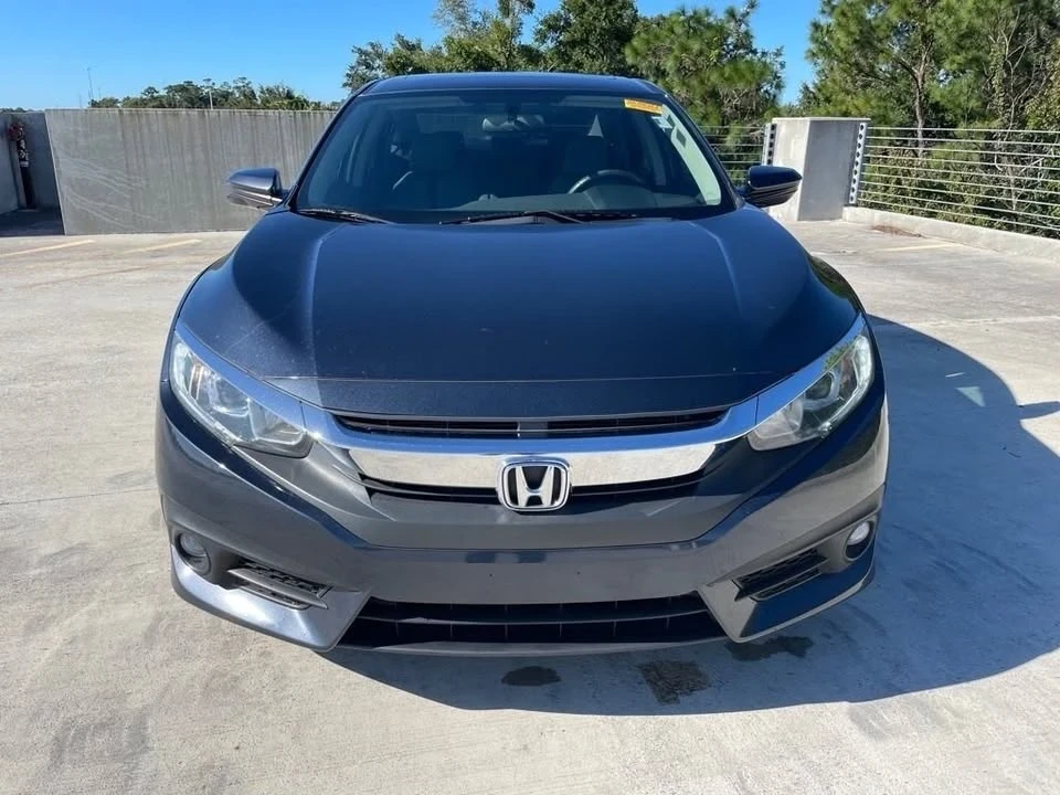 2018 Honda Civic 10th Gen - Image 2 of 19