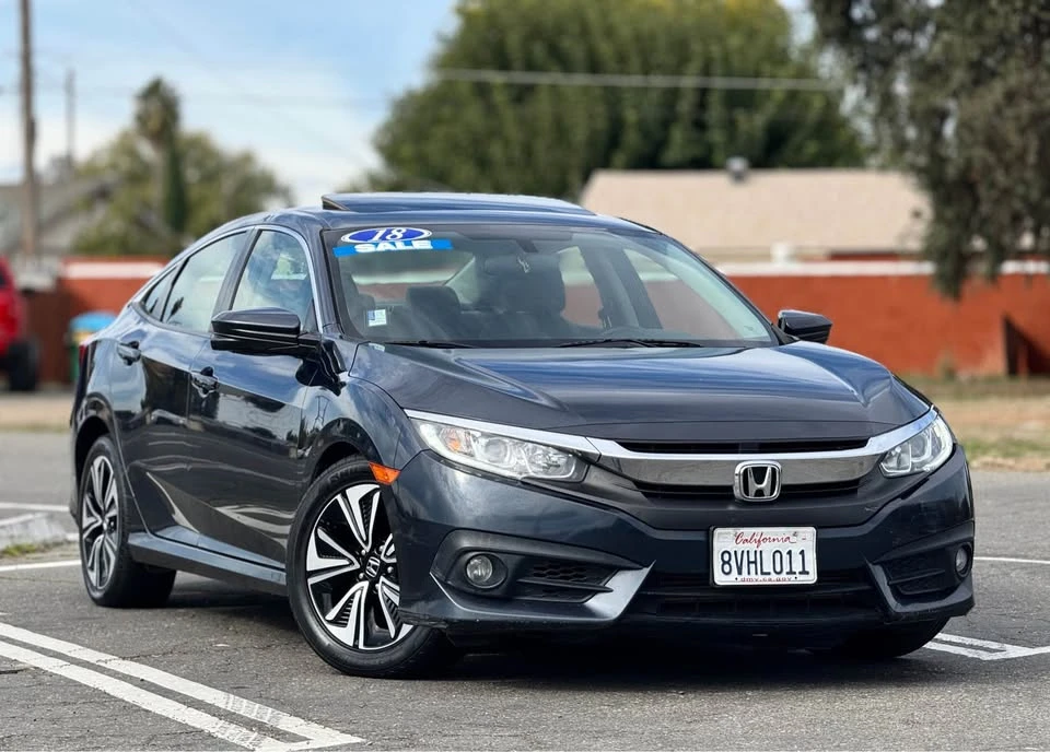 2018 Honda Civic 10th Gen - Image 2 of 19