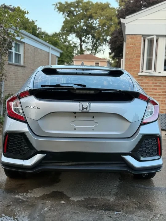 2018 Honda Civic 10th Gen - Image 4 of 7