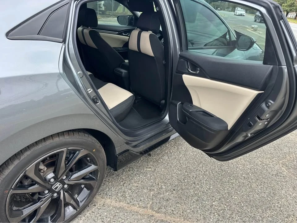 2018 Honda Civic 10th Gen - Image 13 of 15