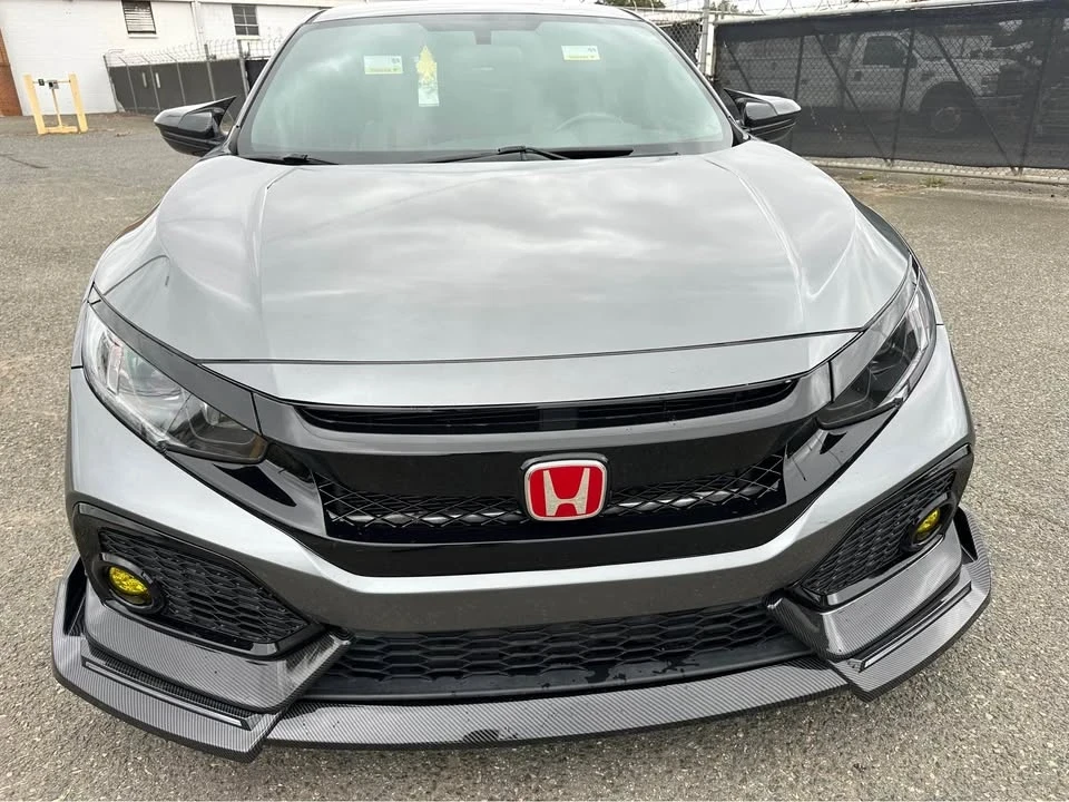 2018 Honda Civic 10th Gen - Image 2 of 15