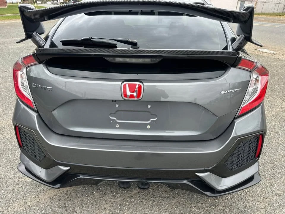 2018 Honda Civic 10th Gen - Image 10 of 15