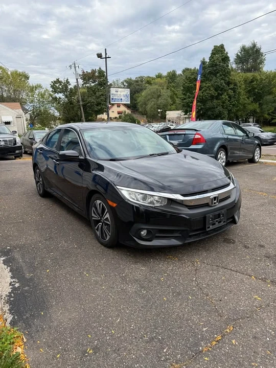 2018 Honda Civic 10th Gen - Image 8 of 12