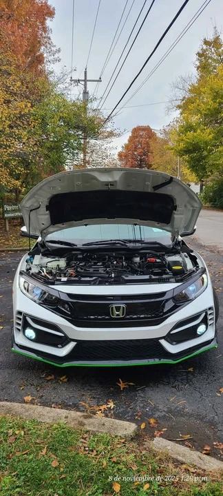 2018 Honda Civic 10th Gen - Image 9 of 12