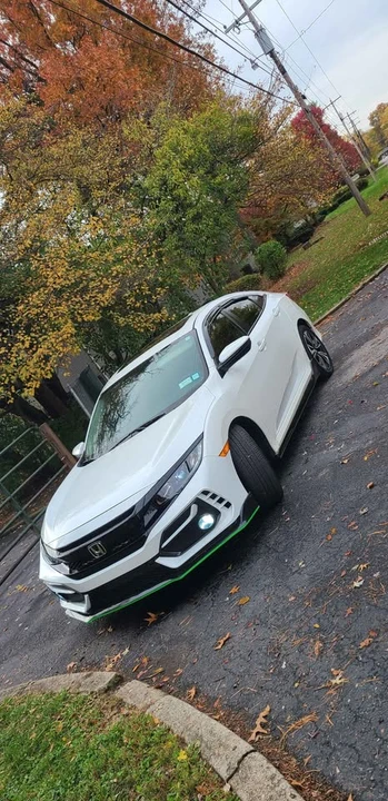 2018 Honda Civic 10th Gen - Image 3 of 12