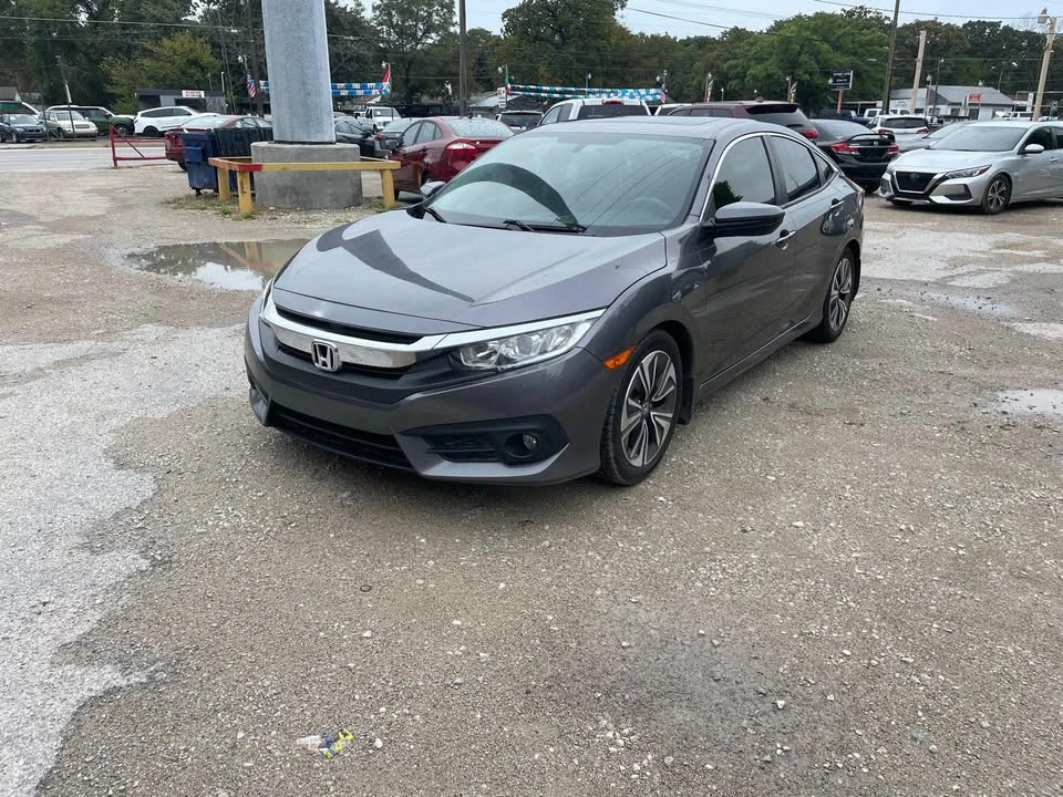 2018 Honda Civic 10th Gen - Image 3 of 18
